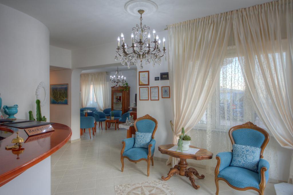 פינאלה ליגורה Hotel Noris מראה חיצוני תמונה